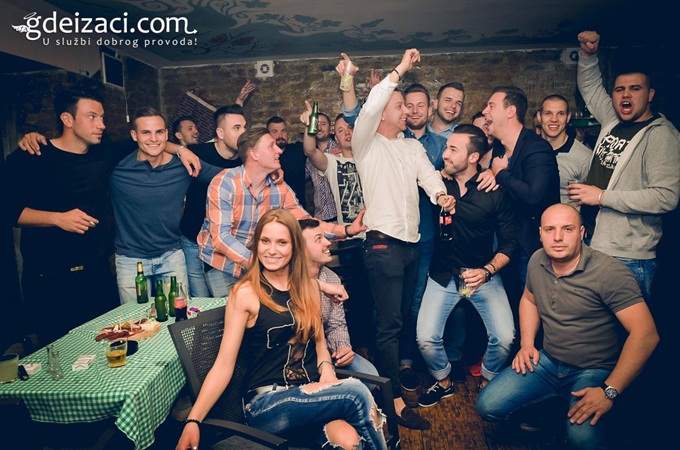 kafana jedina u kraju 27