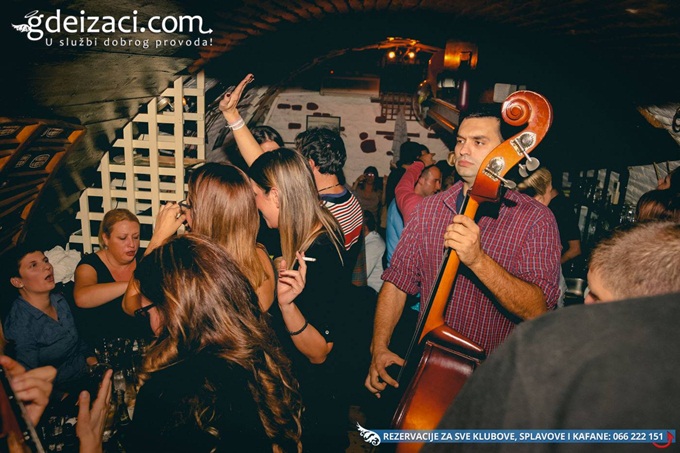 kafana staro burence 13