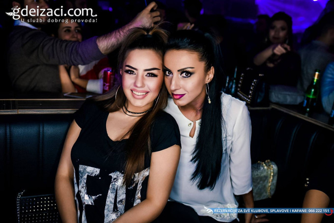 club square girls 23