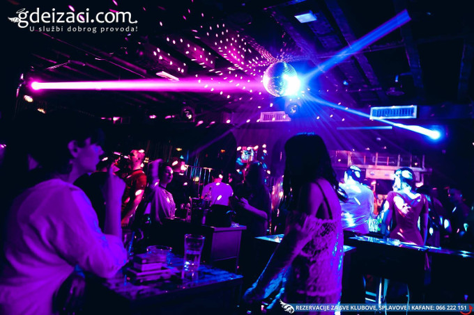 klub tash mashine atmosfera 1