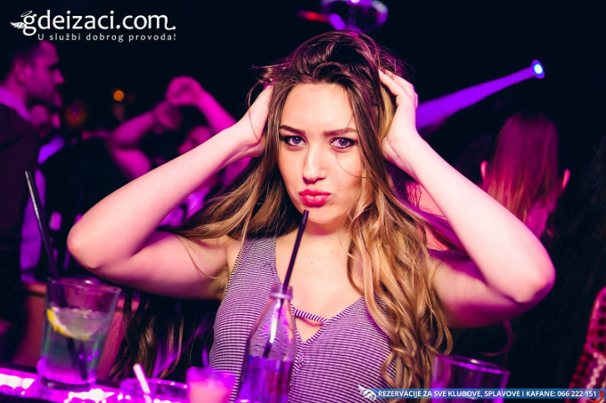 klub tash mashine devojka 3