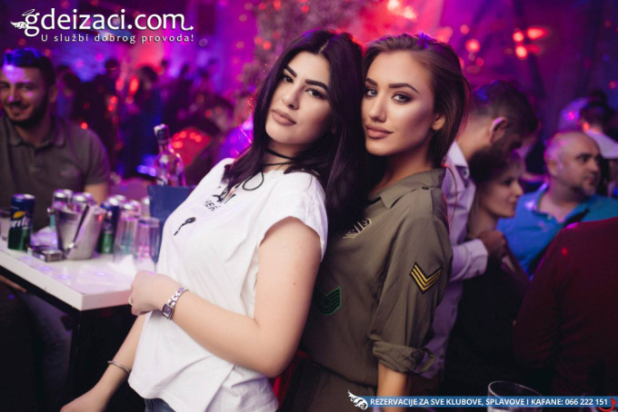 klub the bank devojke