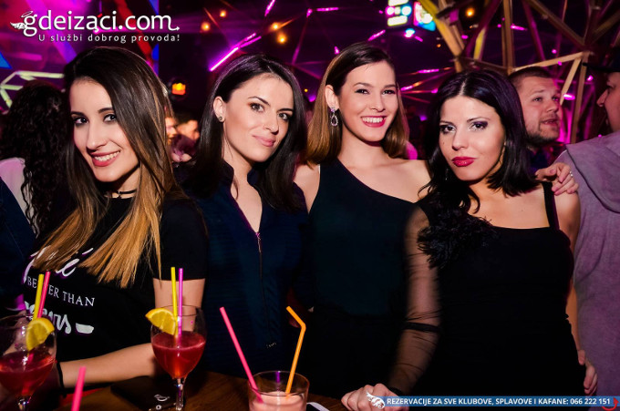 klub tilt gru devojke