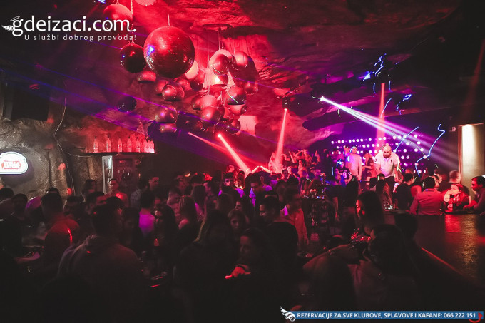 klub underground juice atmosfera