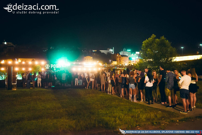 splav port jelena karleusa red