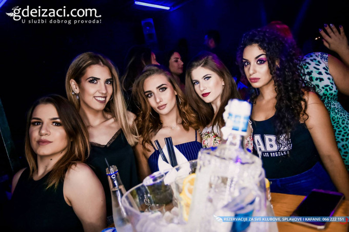 club tag girls 19