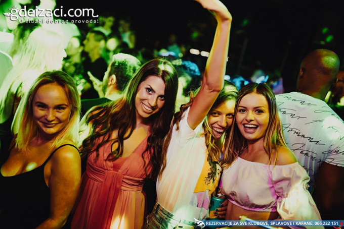 club the money girls 11