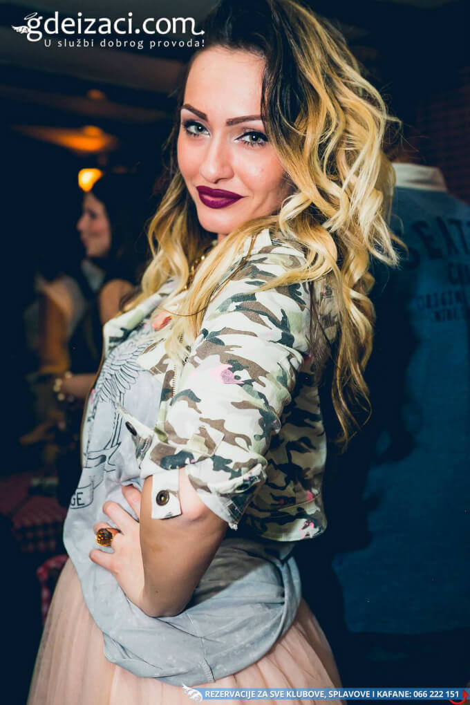 sokace devojka plava