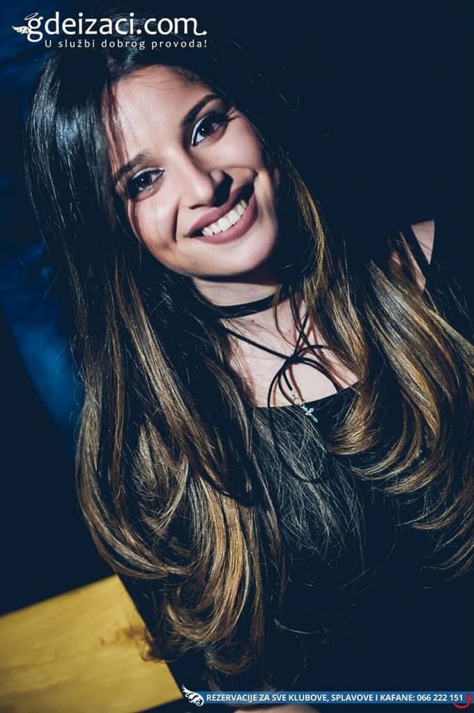 devojka tarapanalepa