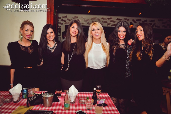 atmosfera kafana sipaj ne pitaj 20