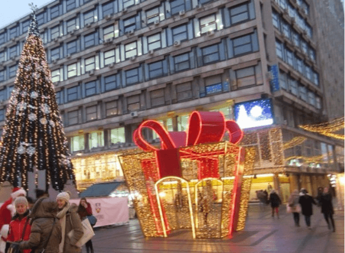 novogodisnja rasveta 1