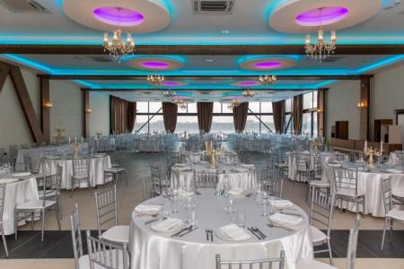 imperium hall docek nove godine 1