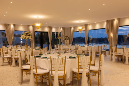 restoran easy nova godina enterijer 1