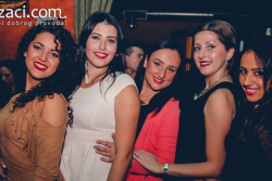 kafana pukni zoro naslovna 01