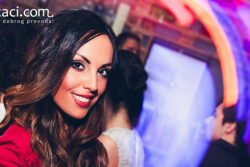 naslovna za bar industrija