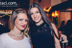 gradska kafana trg naslovna 30