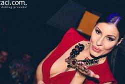 naslovna za stajling pevacica