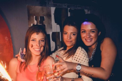 klub kafane premijera naslovna1