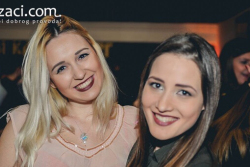 gradska kafana trg naslovna 18