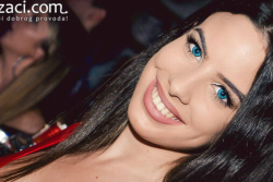 na vodi kafana plavooka