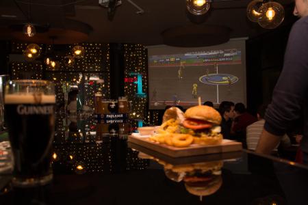 square five sports pub 6