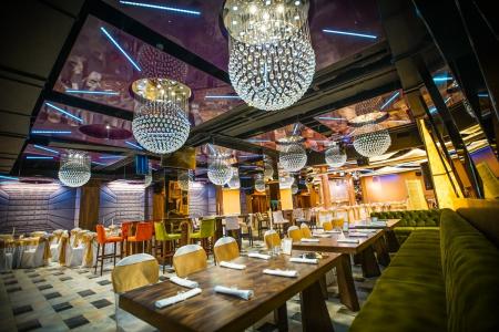 club restoran city hall 1