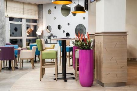 restoran atera business suites 1