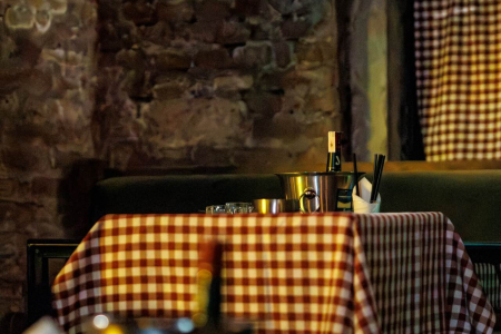 kafana ona moja beograd enterijer 7