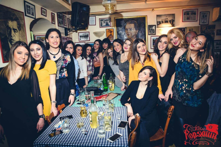 kafana pavle korcagin enterijer 3