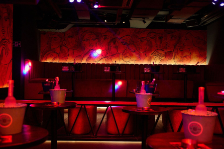 klub vibe beograd enterijer 2