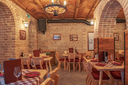 konoba akustik stari grad enterijer 3