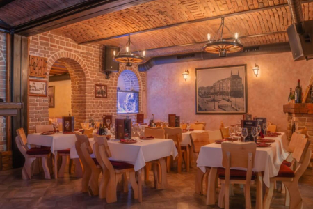 konoba akustik stari grad enterijer 4