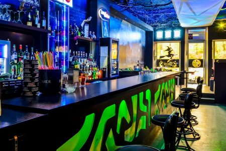 witch bar enterijer 2