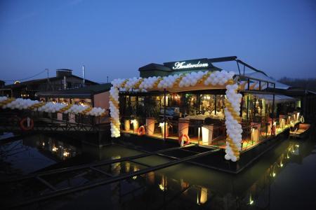 splav restoran amsterdam srpska nova godina 5