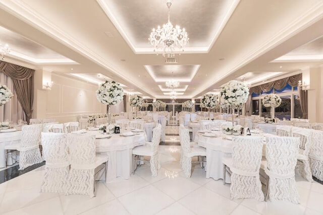 restoran diamond garden nova godina