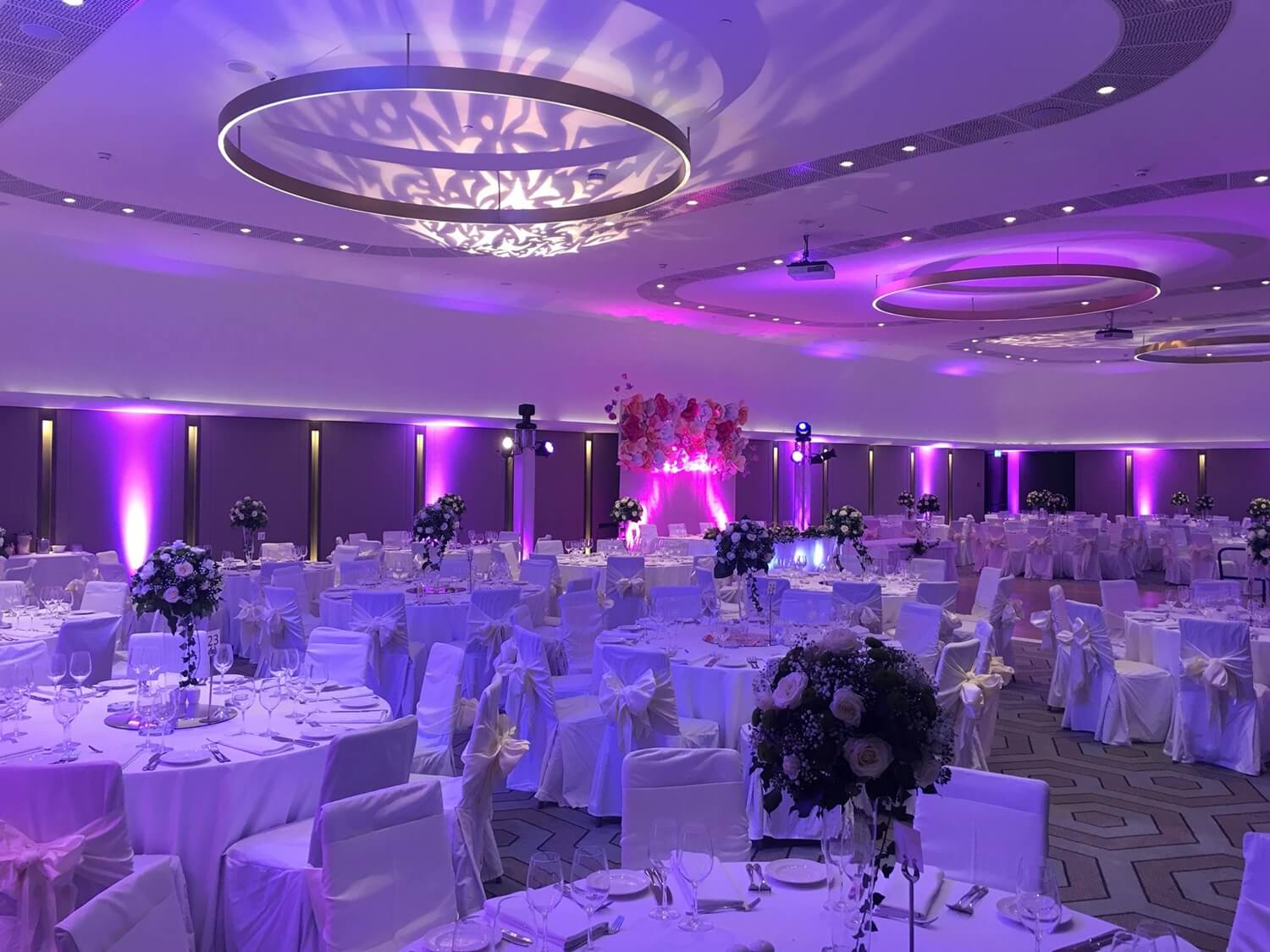 hotel crowne plaza nova godina